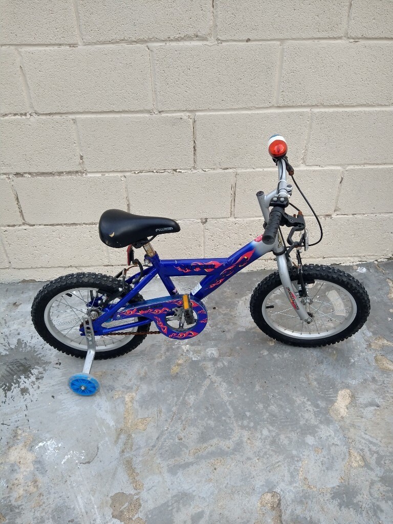 Kids bike with lighting stabilizer 